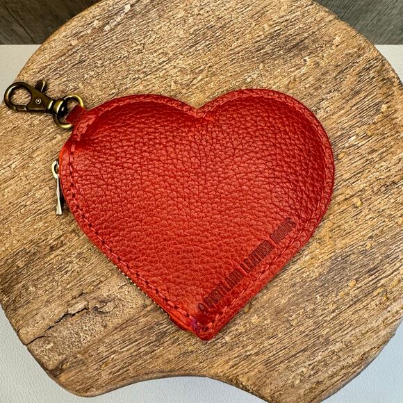Portland Leather Heart Keychain Pouch FAST SHIP CHILI RED Heart NEW - Picture 1 of 4